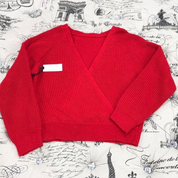 ASTR the Label Serena V-Back Sweater - Picture 3 of 8